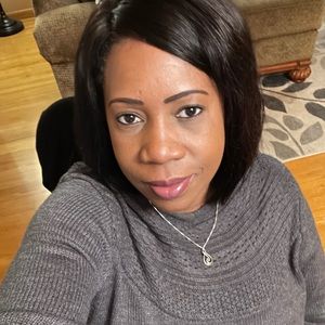 Meet your Posher, Regina